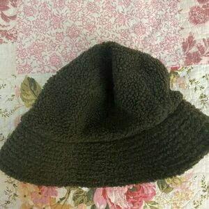 Urban Outfitters Green Sherpa Bucket Hat